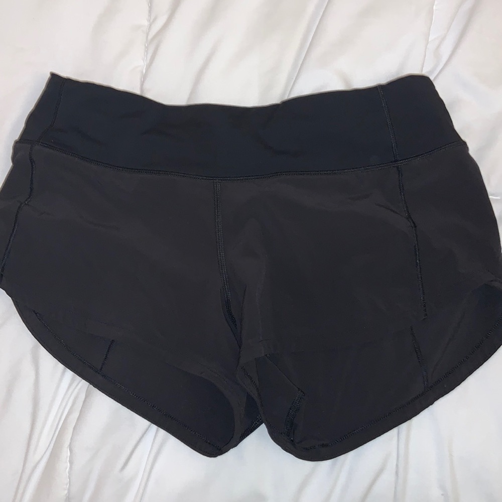 LULULEMON Run Speed Up Low Rise shorts 2.5 inch women's
